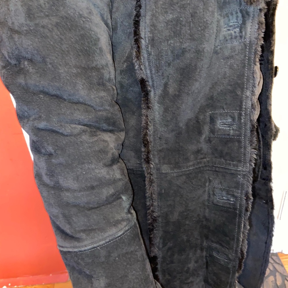 Black Shearling Coat. - image 6